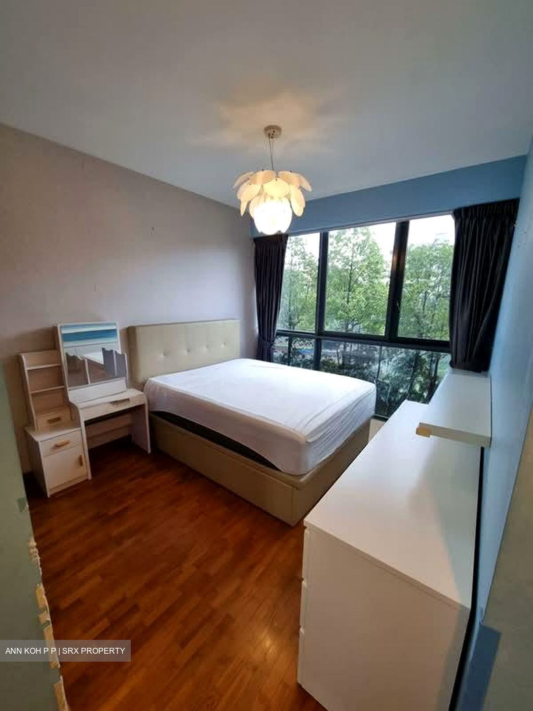 Esparina Residences (D19), Condominium #576139291